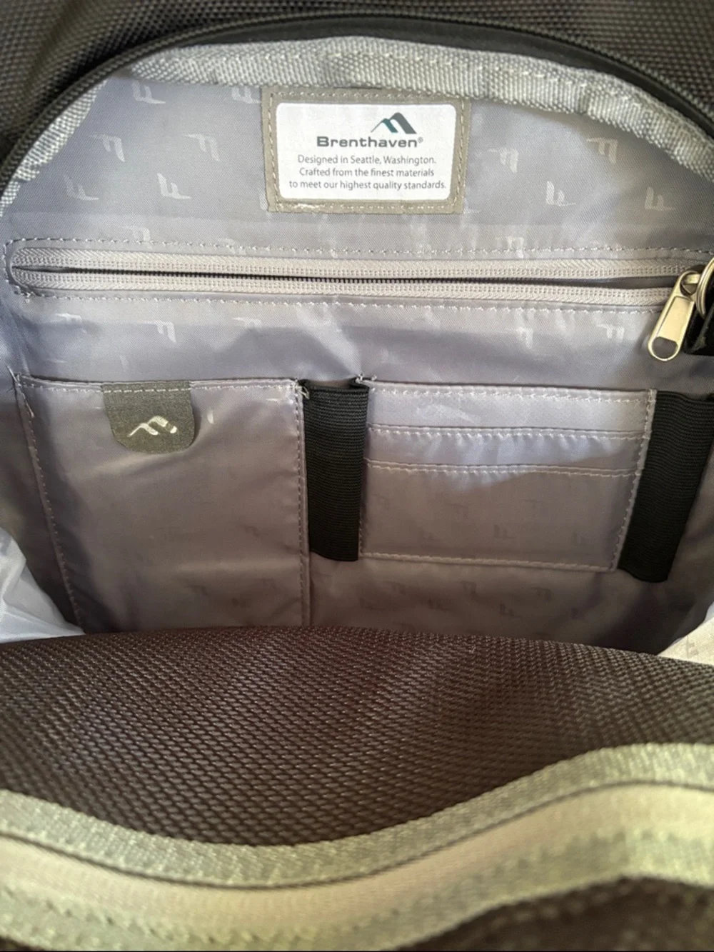 Brenthaven Black Nylon Clamshell X-ray Friendly Laptop Travel Bag